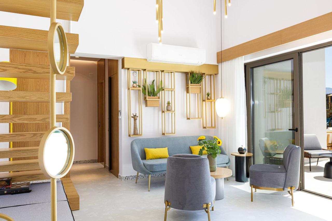 Terrazzo Luxury Villas Pigianos Kampos  外观 照片