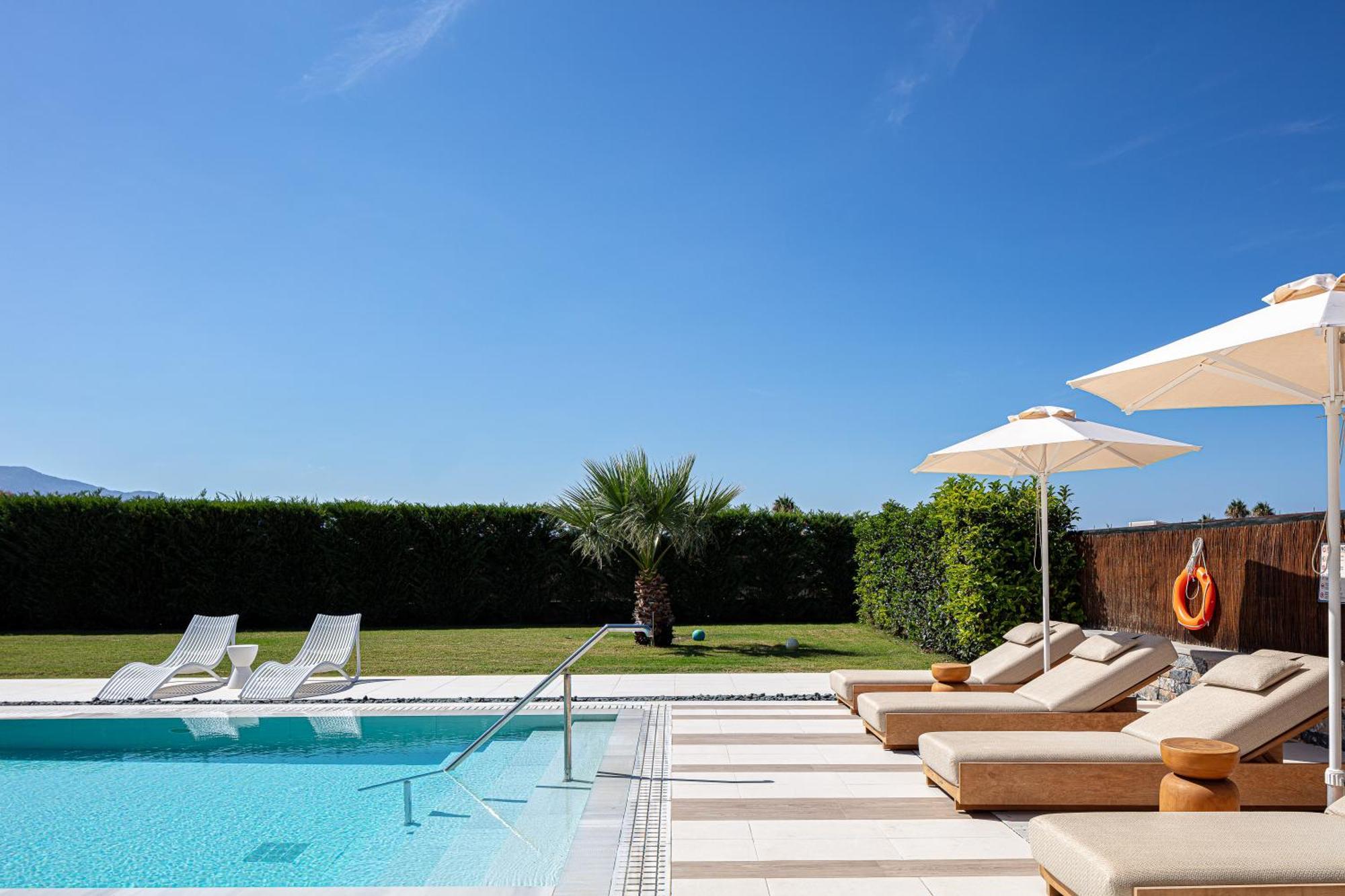 Terrazzo Luxury Villas Pigianos Kampos  外观 照片