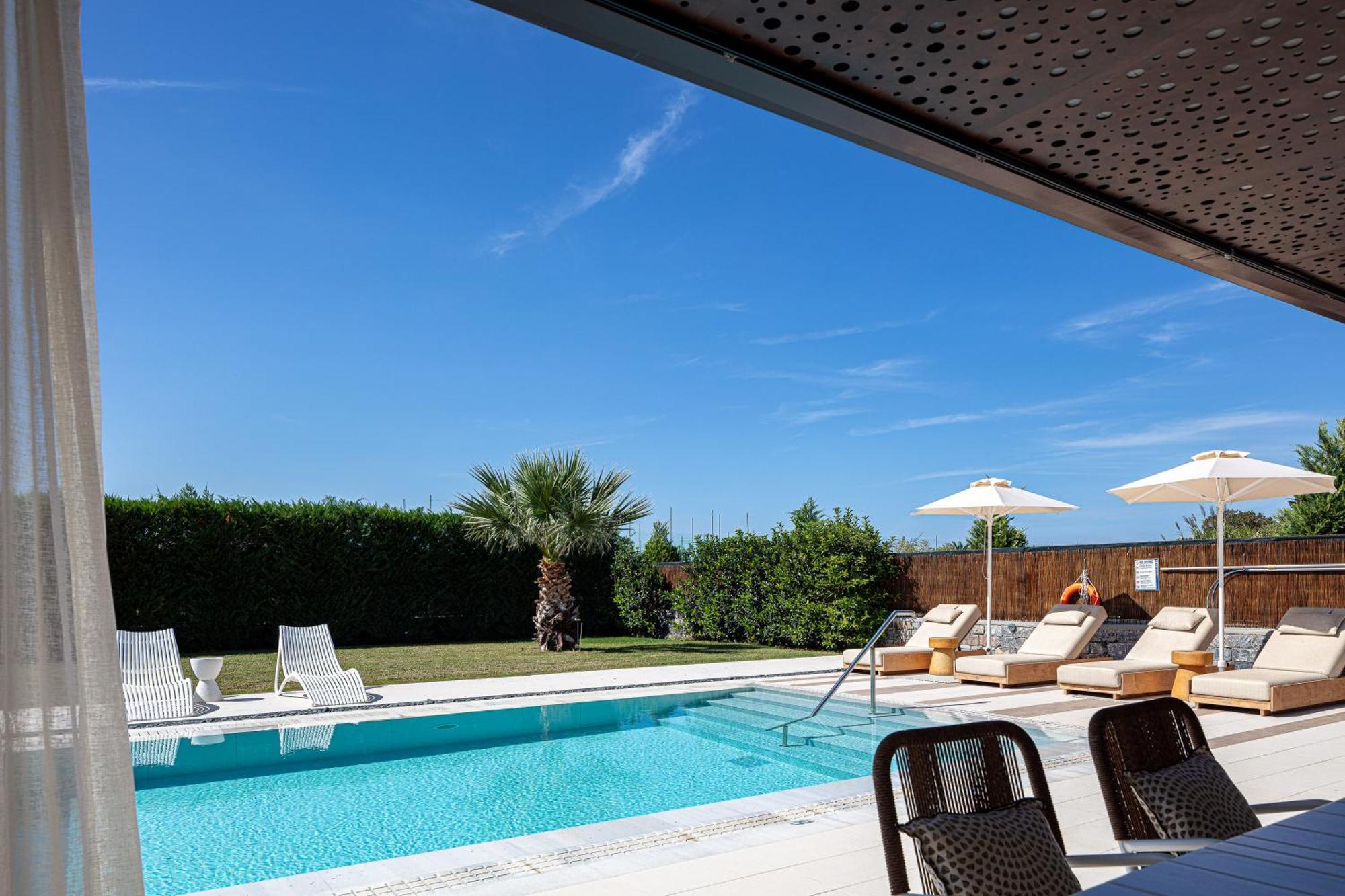 Terrazzo Luxury Villas Pigianos Kampos  外观 照片